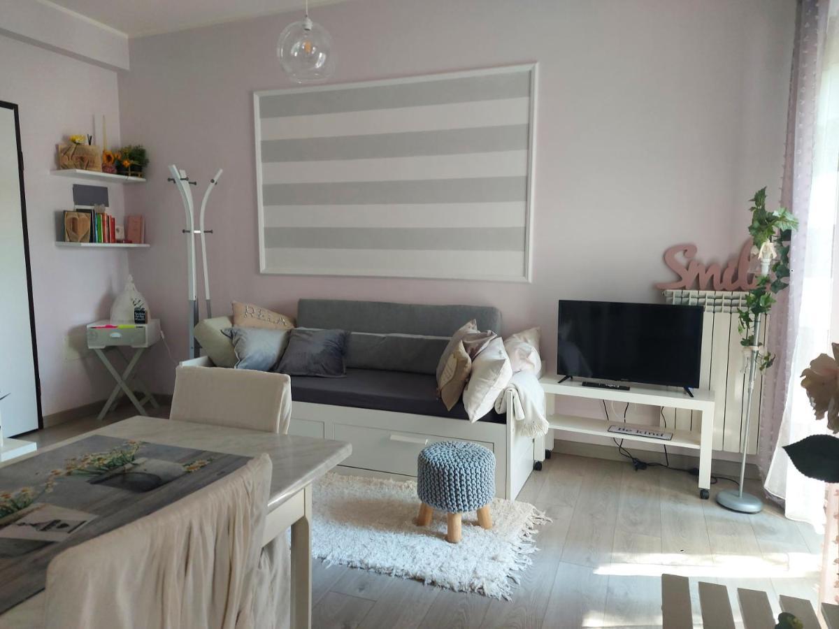 La Pineta - Delightful Small Apartment Near The City Center LʼAquila Exterior foto